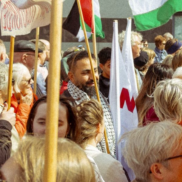 Palestina-støtte fra tog til talerstol 1. Mai: -Blir berørt